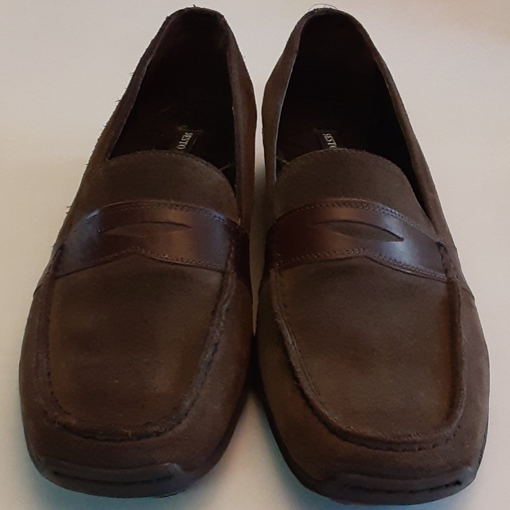 Sesto Meucci loafers retail $230